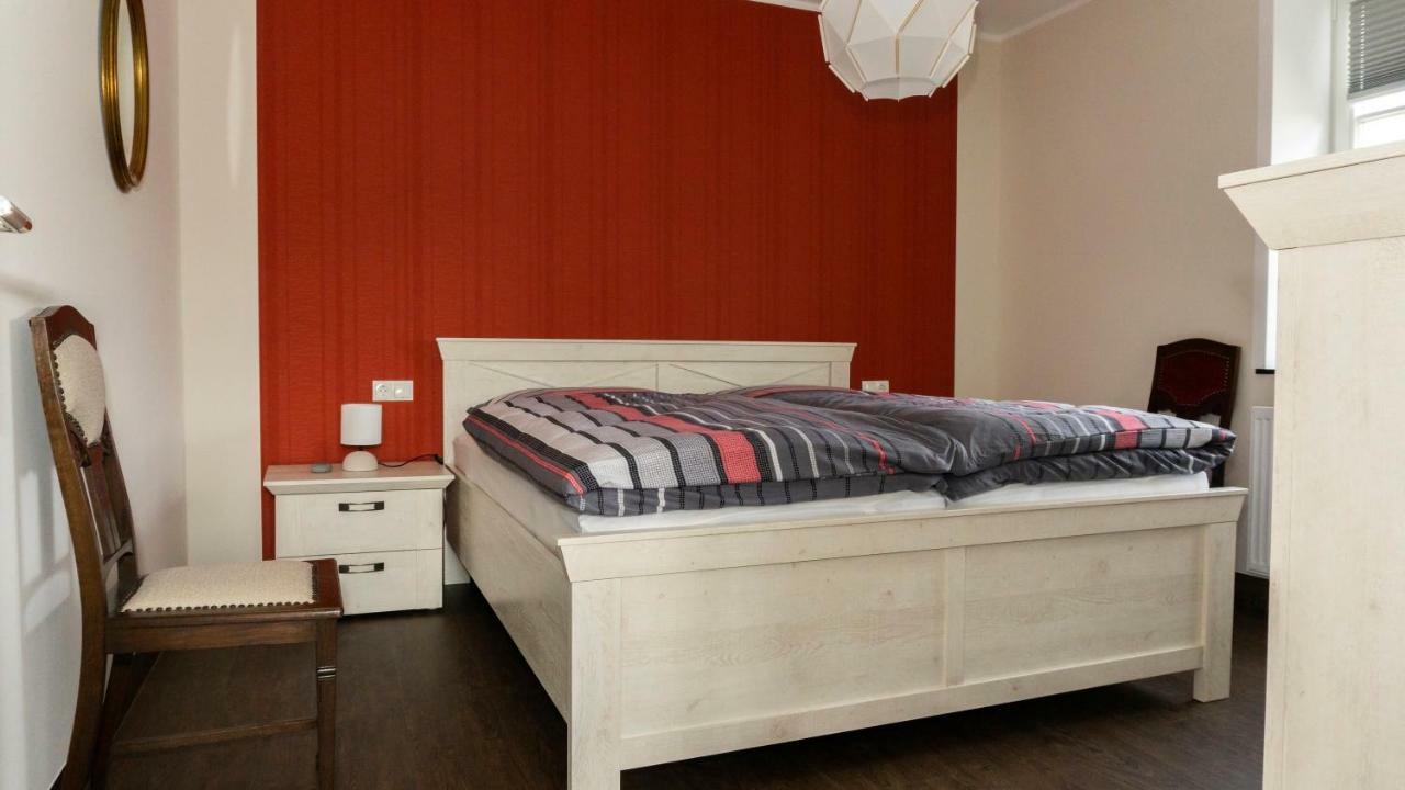 Ferienhaus Alte Schule Volkesfeld ภายนอก รูปภาพ