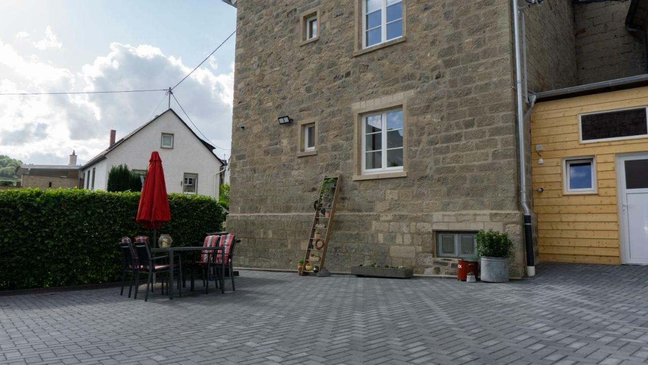 Ferienhaus Alte Schule Volkesfeld ภายนอก รูปภาพ
