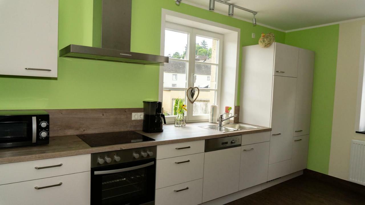 Ferienhaus Alte Schule Volkesfeld ภายนอก รูปภาพ