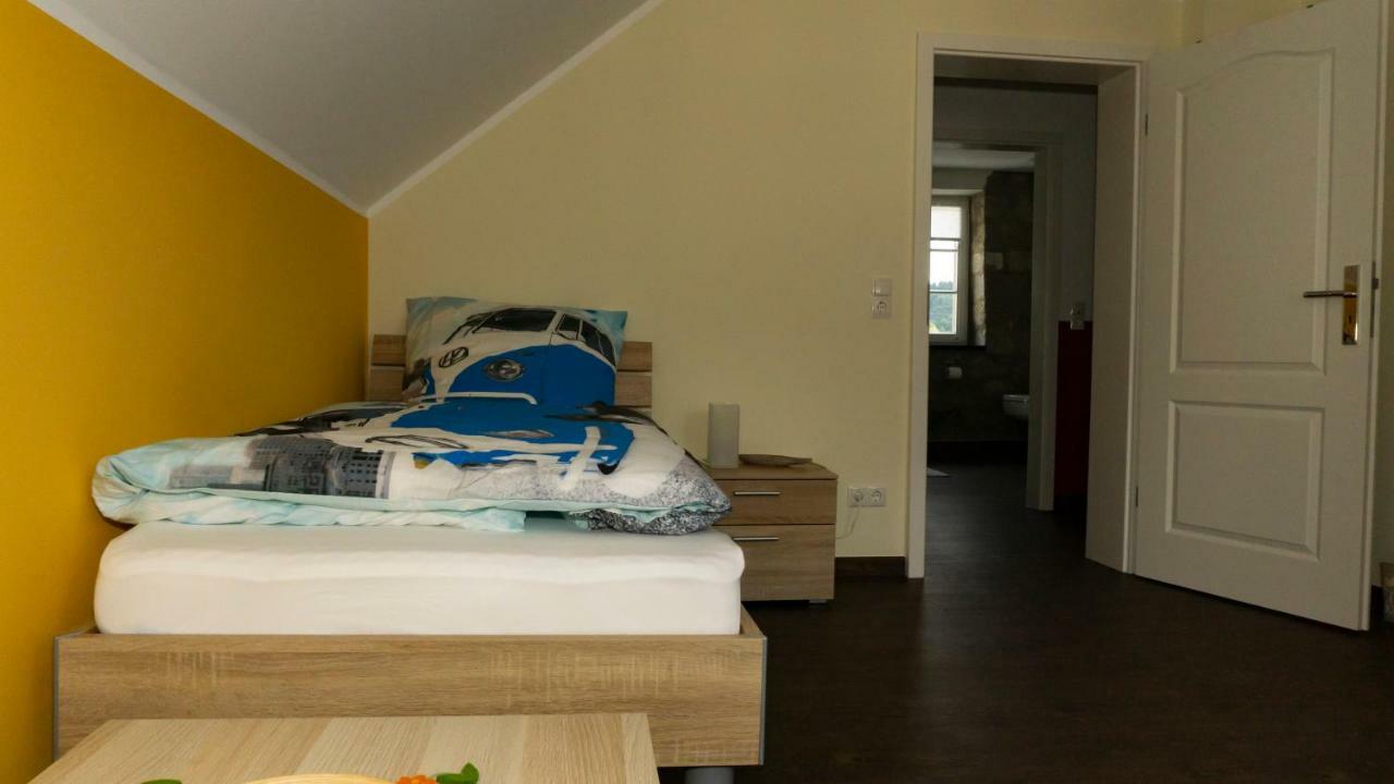 Ferienhaus Alte Schule Volkesfeld ภายนอก รูปภาพ